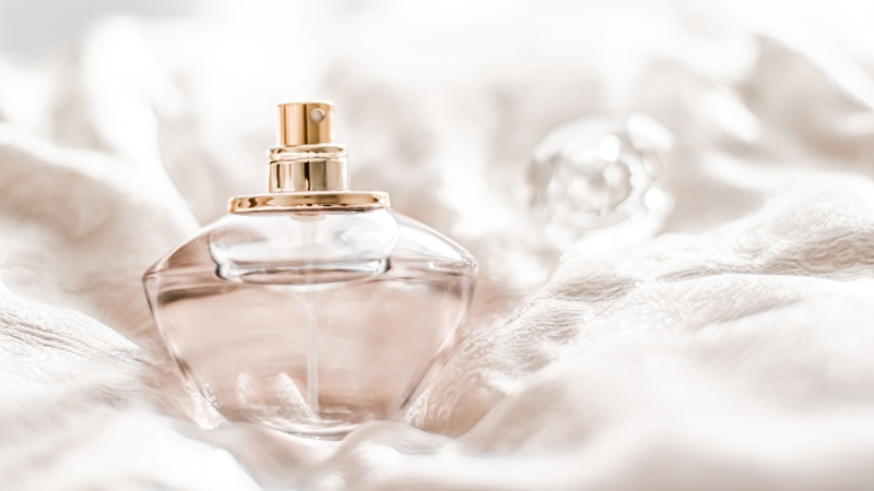 You are currently viewing 10 Best Cotton Candy Perfumes – Sweet Scents You’ll Fall in Love With