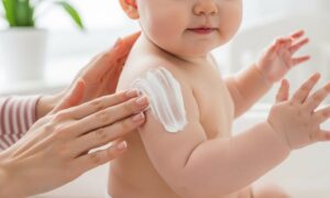 Read more about the article Natural Skincare Ingredients Safe For Babies And Mothers