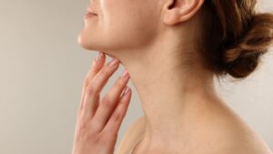 Read more about the article When is the Right Time For a Neck Lift? Age, Skin Laxity, and Long-Term Outcomes
